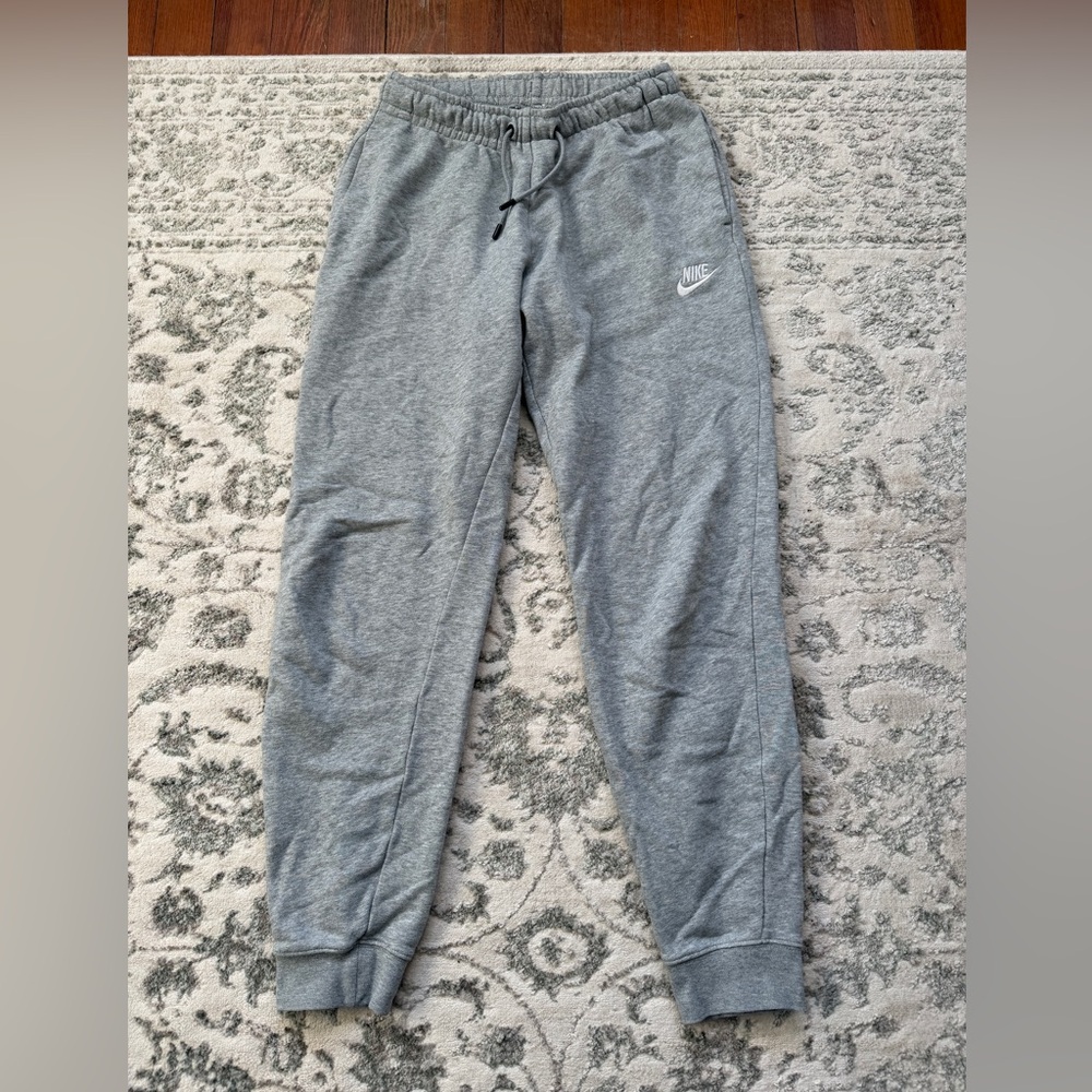 Nike Women's Sweatpants Joggers